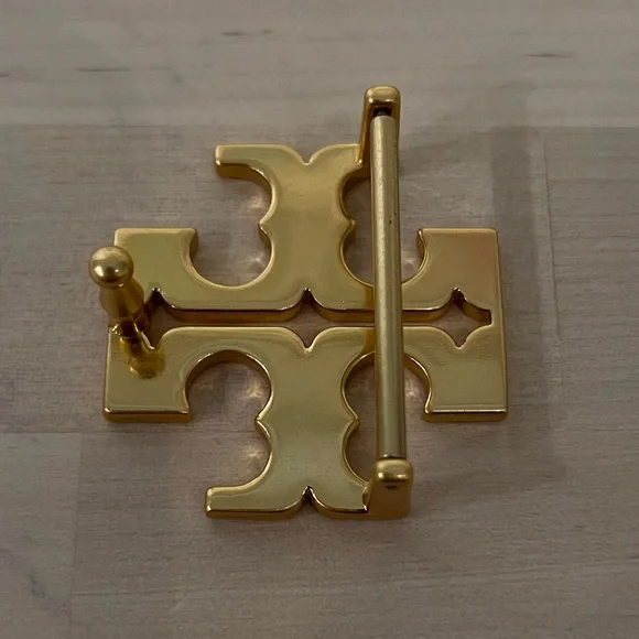 Tory Burch Logo Belt Buckle - Picture 4 of 4